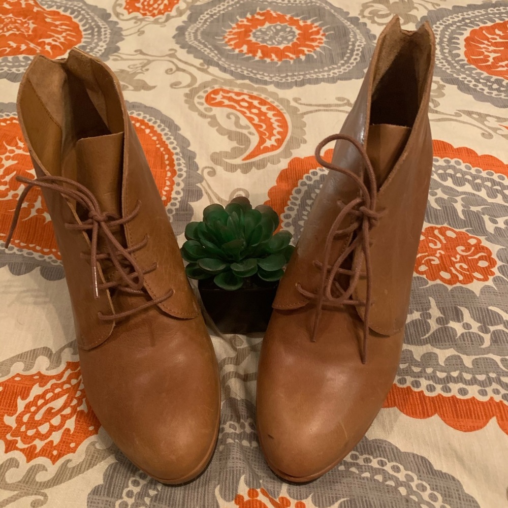 Coclico butter soft tan lace up booties
